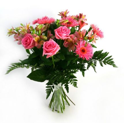 женский букет - розовых роз и гербер купить с доставкой в Казани